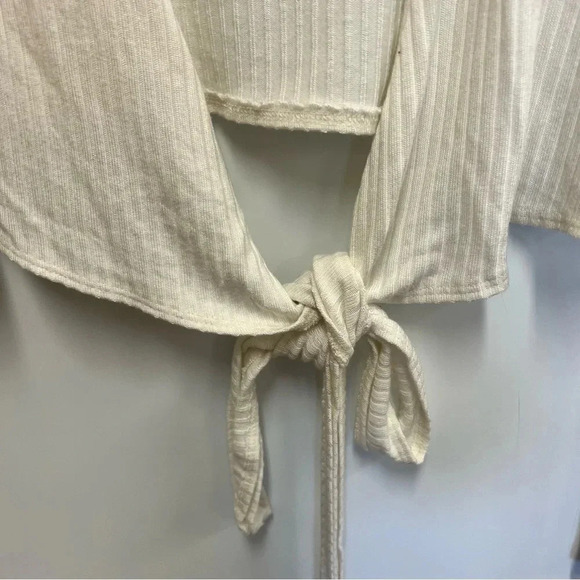 Reformation Jeans Cream Ribbed Petalo Wrap Cardigan ballet style size medium - Picture 4 of 7